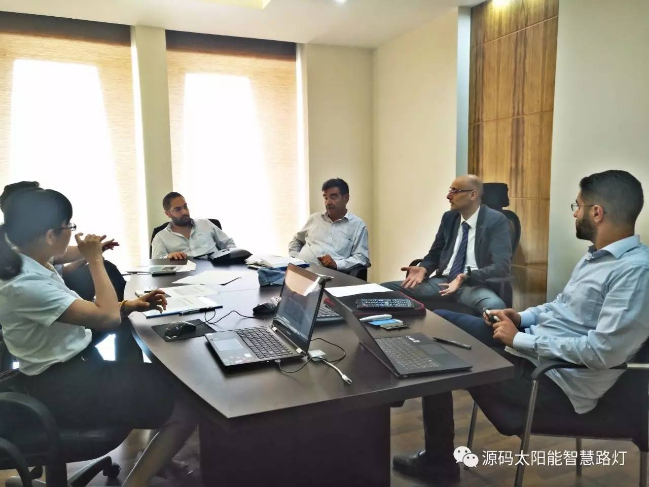 太陽能路燈，太陽能平板燈，光伏產業，綠色節能，太陽能路燈廠家