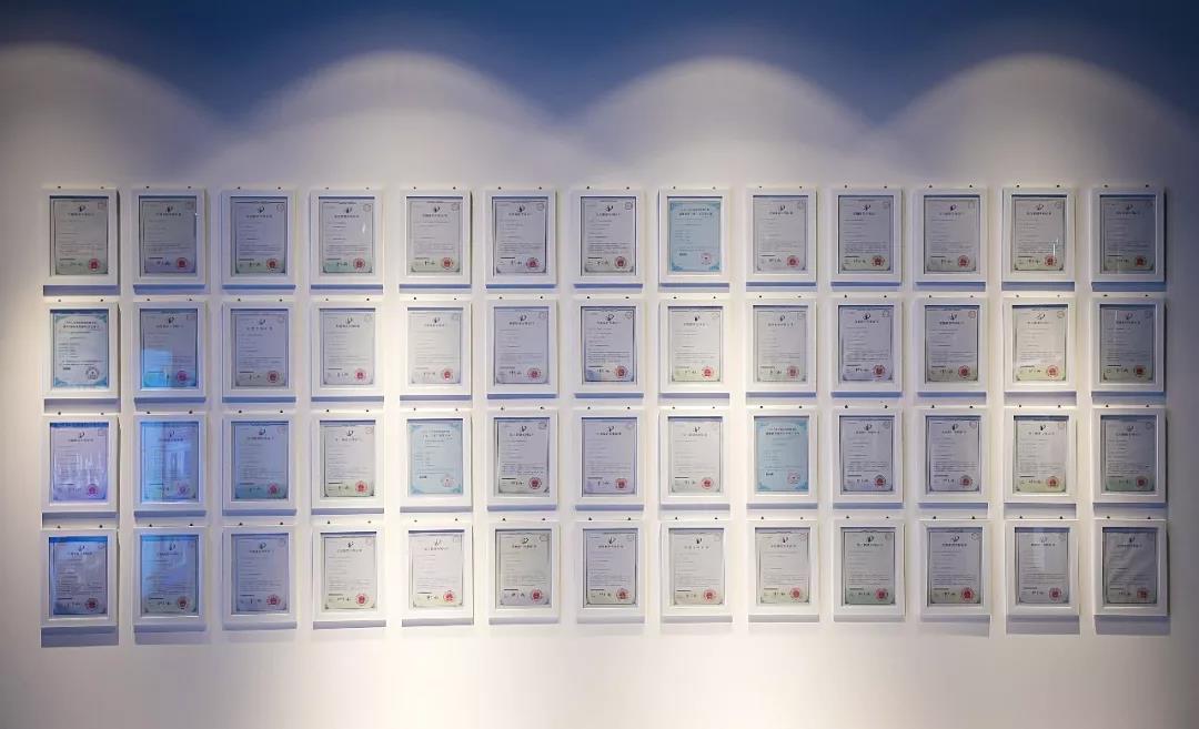 華為被美國封殺，靠什么突出重圍？